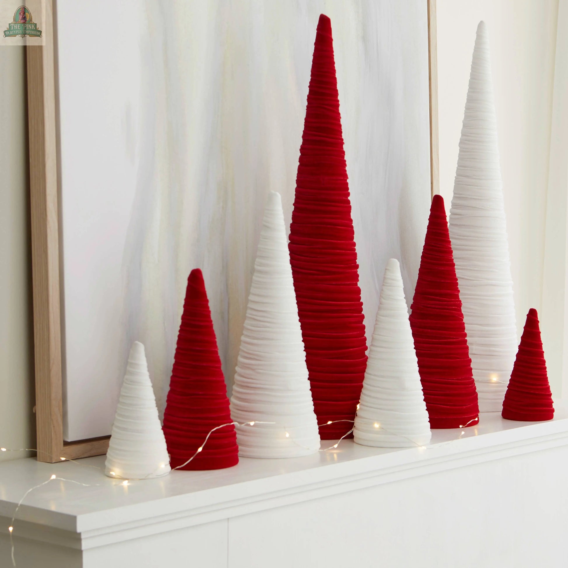 Cones Velvet Set of 4, Best 25 Colors, Spring tabletop: Red Your Heart's Content