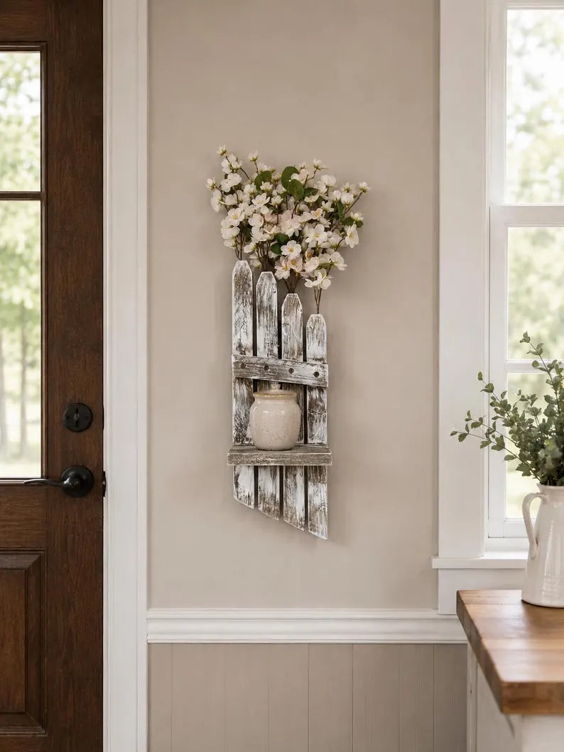 Farmhouse wall sconce