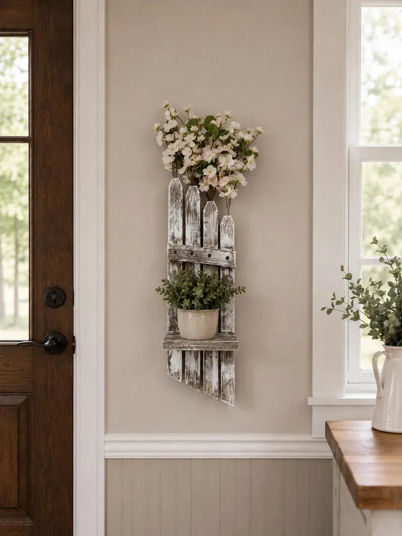 Farmhouse wall sconce