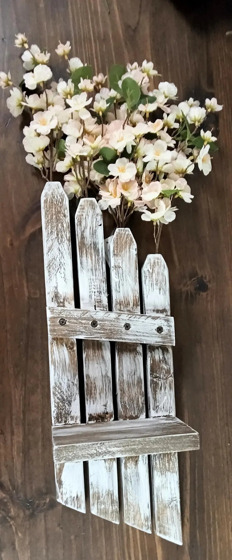 Farmhouse wall sconce